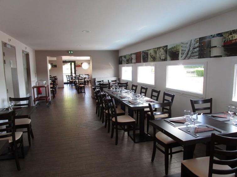 Pierrefitte-sur-Loire La Peniche酒店 外观 照片